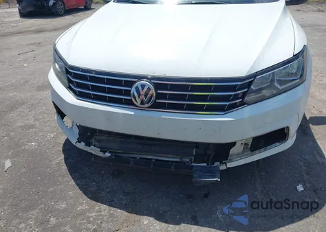 2017 Volkswagen Passat 1.8T Se z USA, uszkodzony, nr VIN 1VWBT7A38HC019341